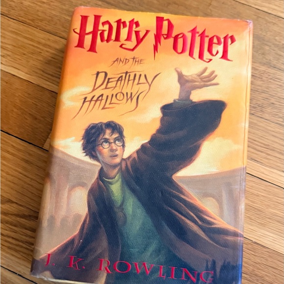 Other - RARE - 1st edition Harry Potter and the Deathly Hallows - Ill